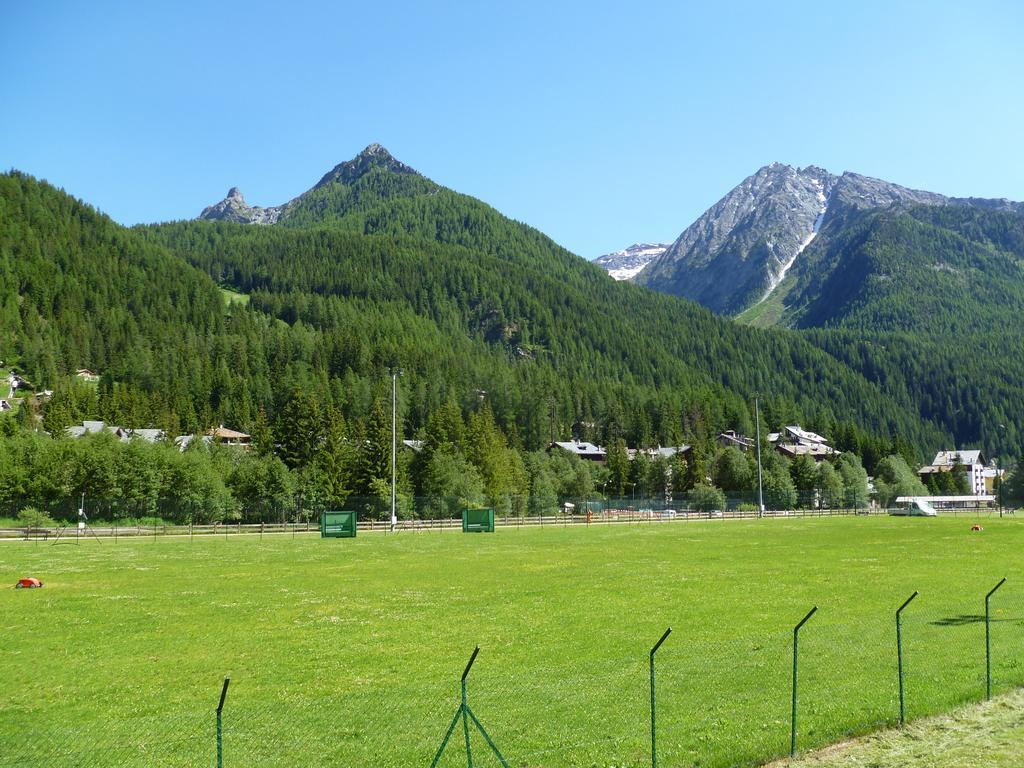 Hotel L' Aiglon Champoluc Luaran gambar