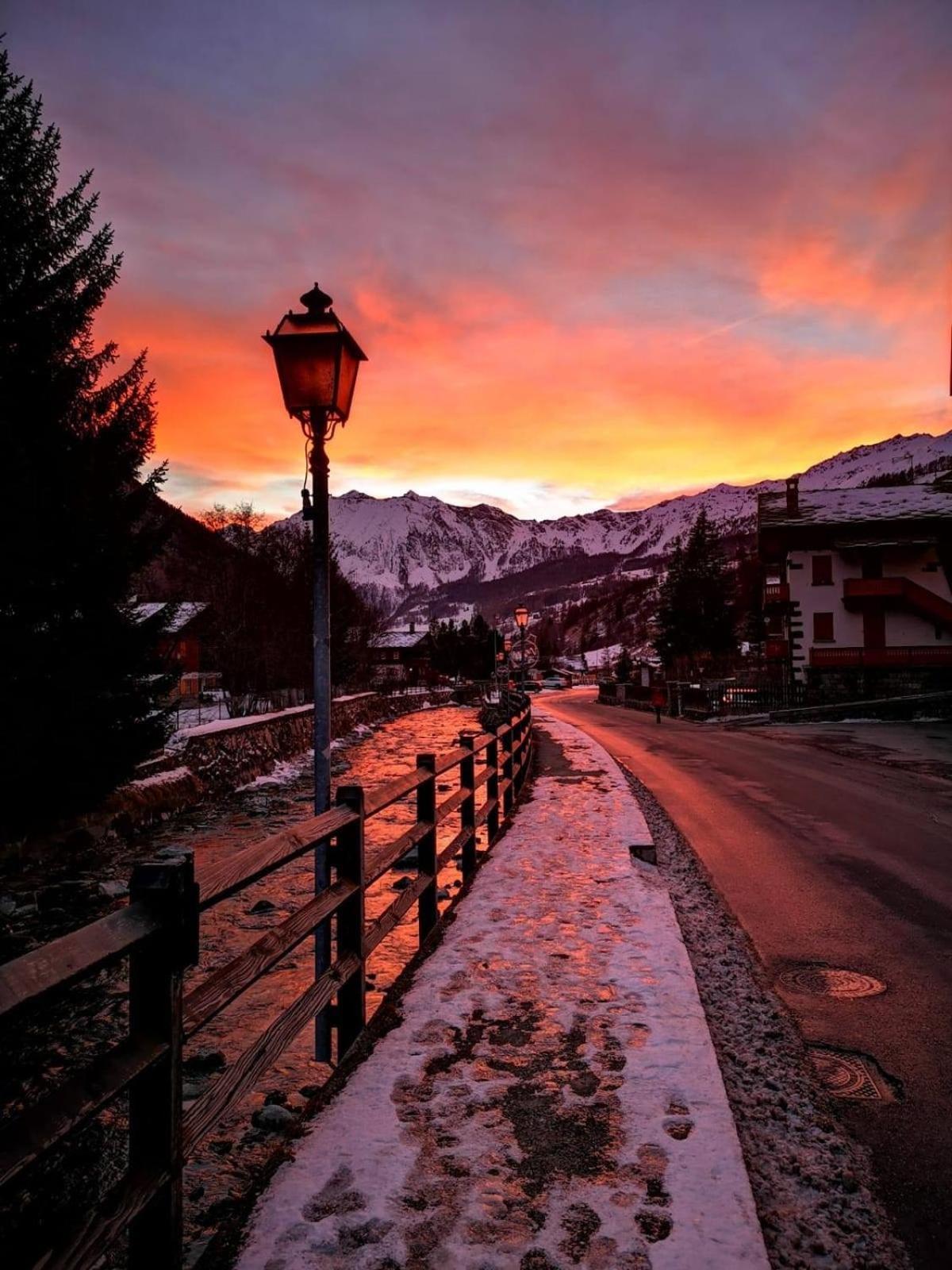 Hotel L' Aiglon Champoluc Luaran gambar